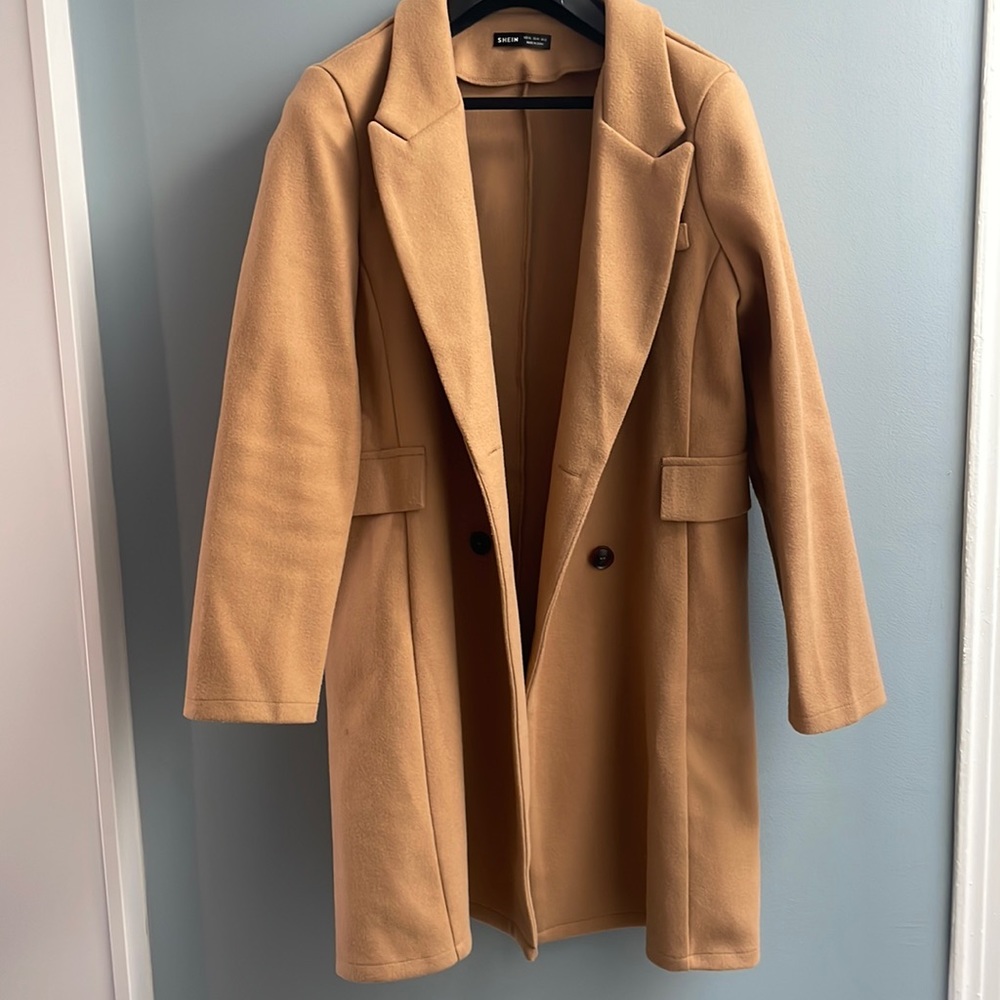 SHEIN winter trench coat. Size XL, beige. Super soft. Faux pockets